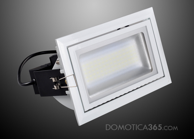 Proyector LED 28W Samsung, ideal para sustituir a los focos de halogenuro metálico de 70W